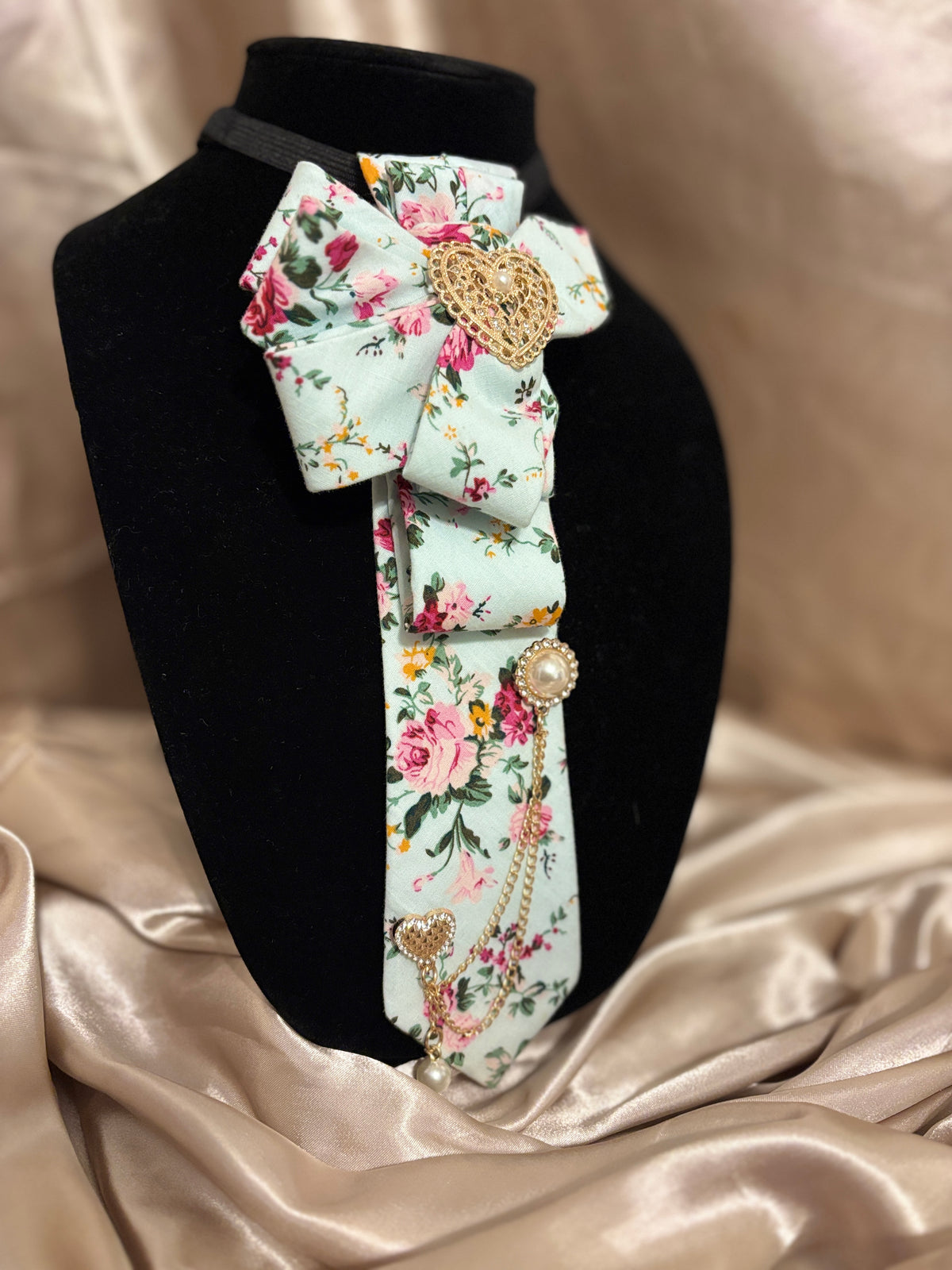 DND Signature "Skyline Sweetheart" Neck Tie