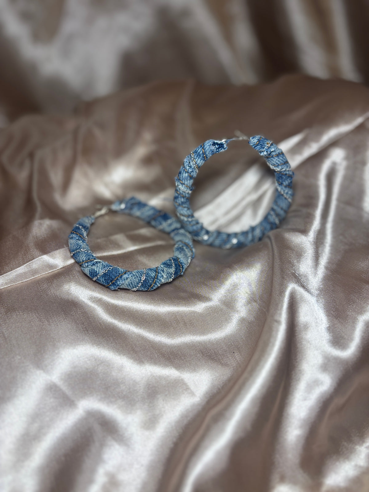 DND Signature "Chain'd N Denim" (Silver)